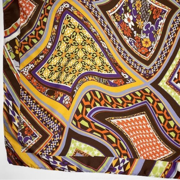 Urban Outfitters 70’s Psychedelic Floral Paisley Satin Square Scarf 29” x 29" - Picture 5 of 10